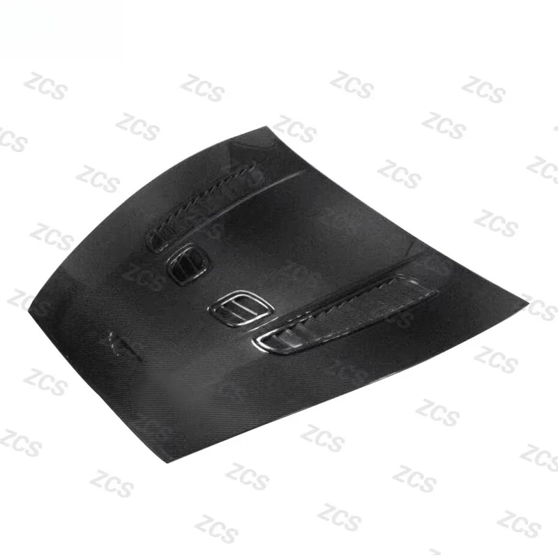 07-18 Model Aston Martin V8 Vantage Carbon Fiber Perforated Hood Modification