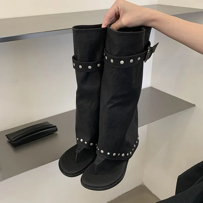 Eilyken New Fashion Vintage Low Heels Round Clip Toe Women Knee-High Boots Sandals Designer Comfortable Rivet Belt Buckle Shoes