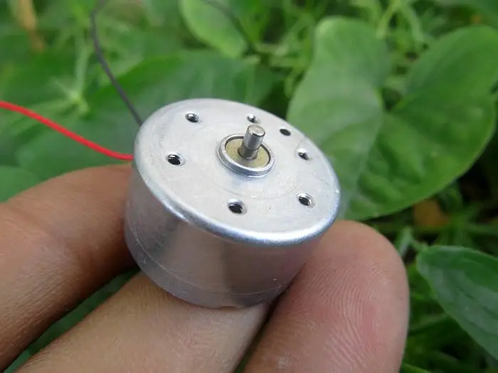 300 Miniature Dc Motor Precious Metal Commutator Small Current Solar Motor Diy Handmade Experiment