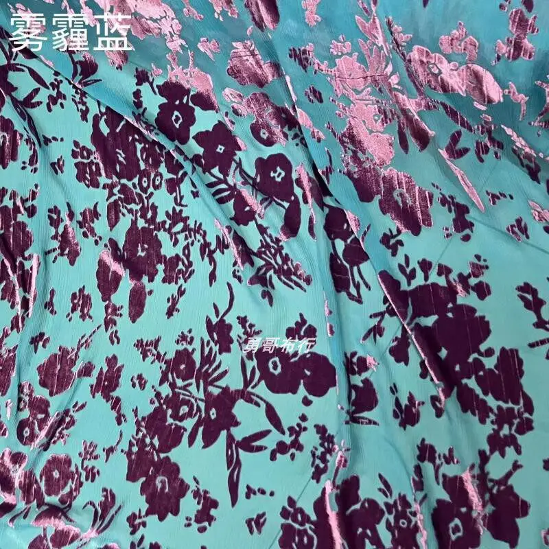 New Silk Crinkle Chiffon Zou Etched-out Velvet Fabric Silk Velvet Spring and Summer High-End Skirt and Top Clothing Fabric