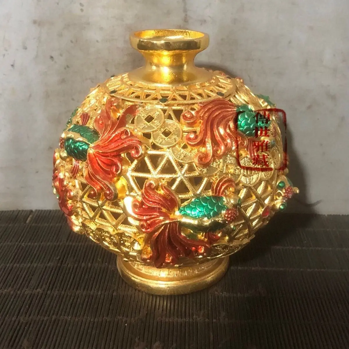 Miscellaneous Collection: Gilded Qing Dynasty Qianlong Year Made Golden and Jade Full Hall Vase Crafts