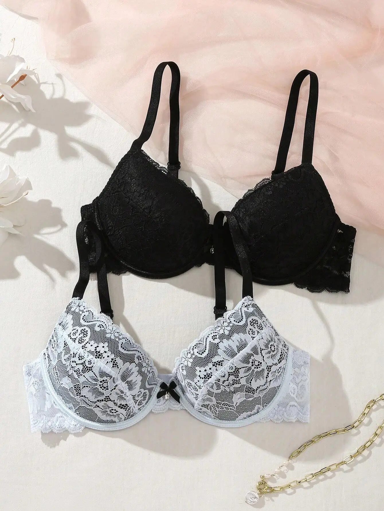 

Women's Lace Bra Set, Sexy Floral Design, Side Support & Lift, Black & White 2-Piece Lingerie