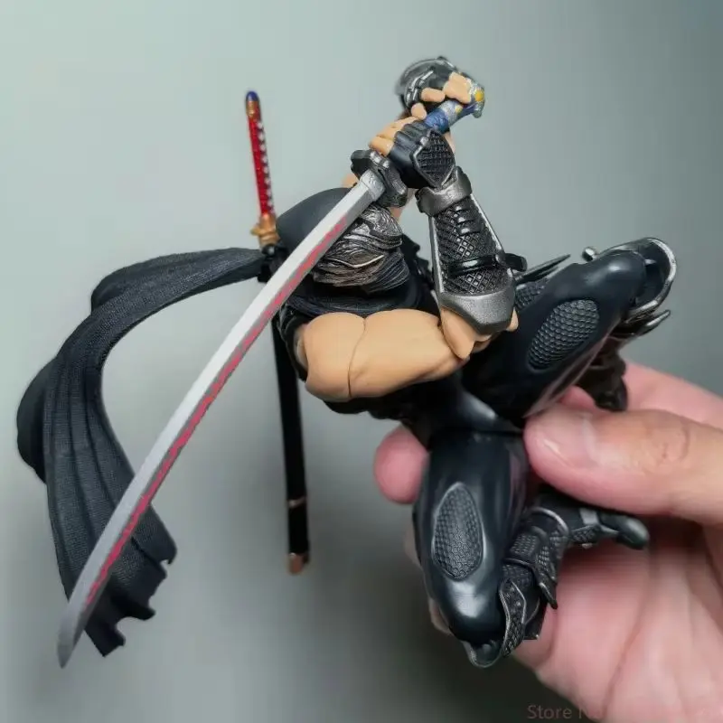 

Лидер продаж Ryu Hayabusa Ninja Gaiden Kaiyodo Revoltech Amazing Yamaguchi шарнирная фигурка аксессуар-богнутая коллекционная игрушка в подарок