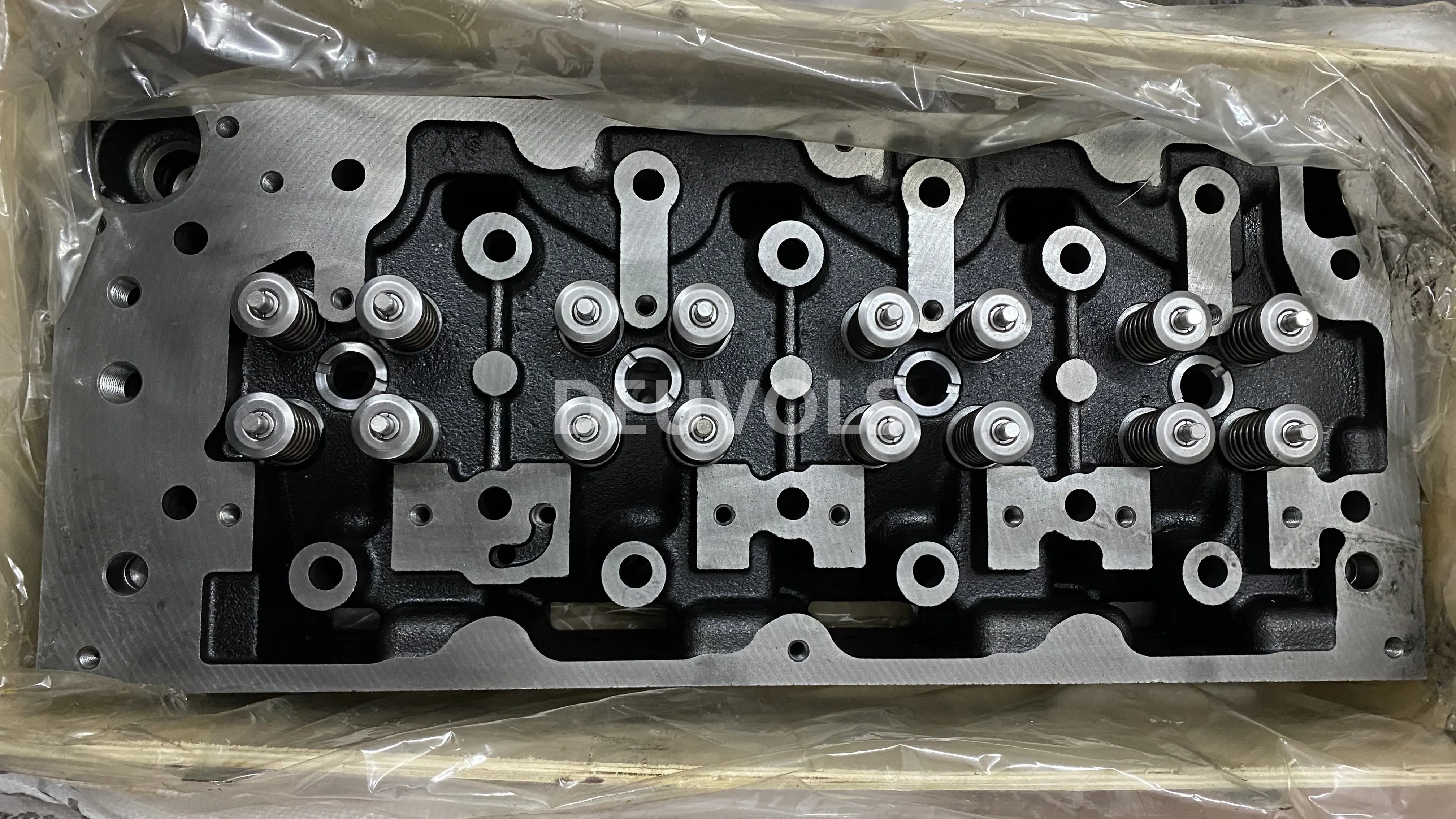 444 cylinder head 320/09246 32009246