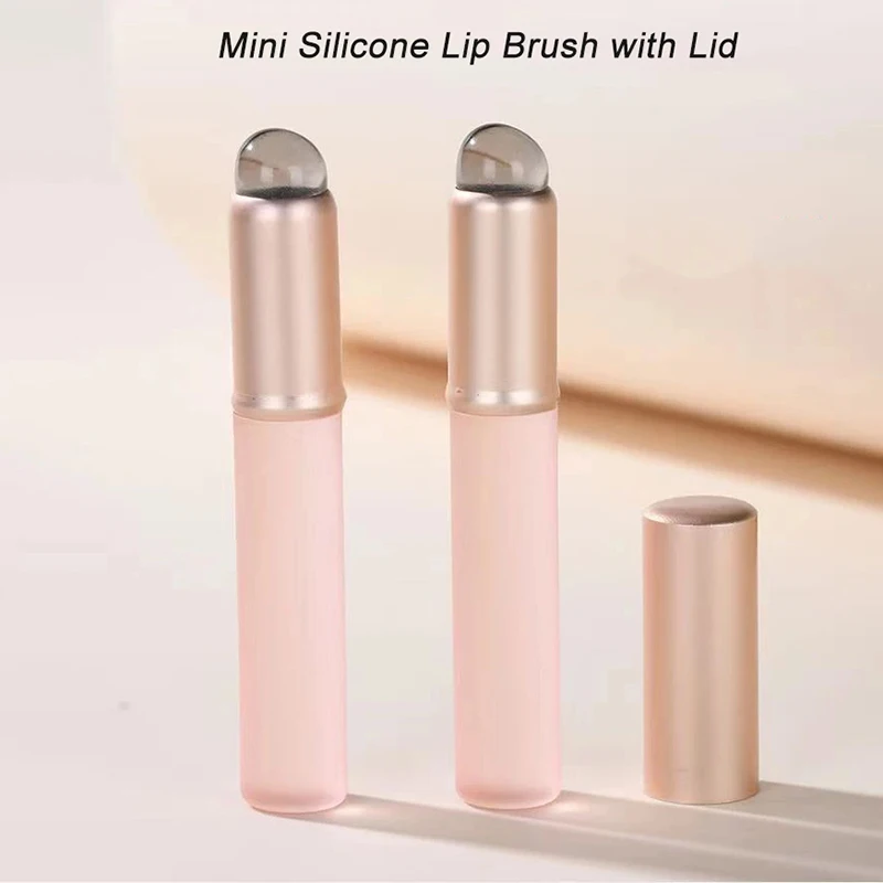 Upgrade siliconen lippenborstel met deksel Schuine concealerborstel Lippenstifttoepassing Smudge Balm Lip Make-upborstel Cosmetisch hulpmiddel