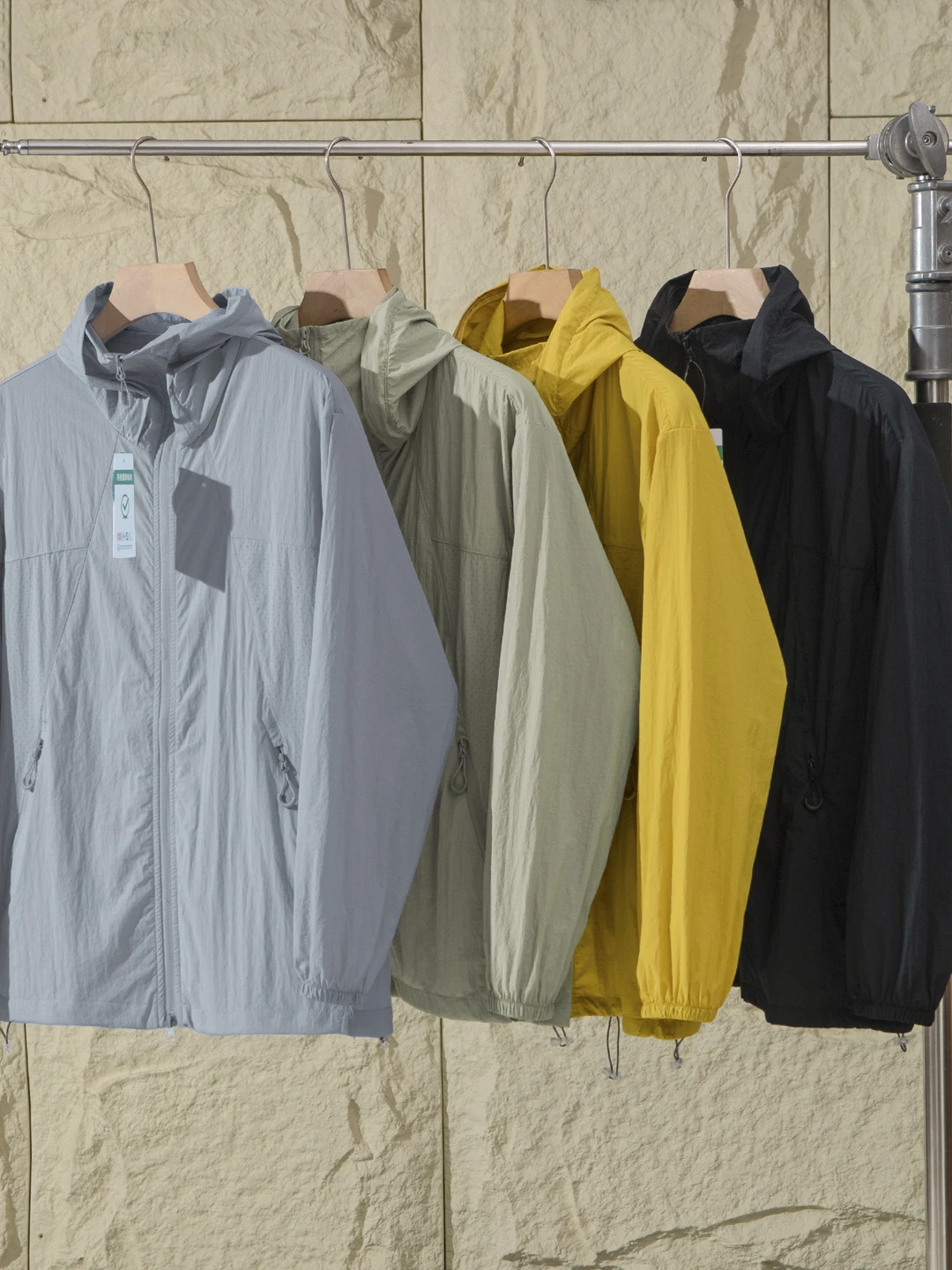 

Light as a Silkworm Wing Cool Sensation Sun Protection Breathable Men's Summer Outdoor Commuting Hooded Skin Clothing Jacket