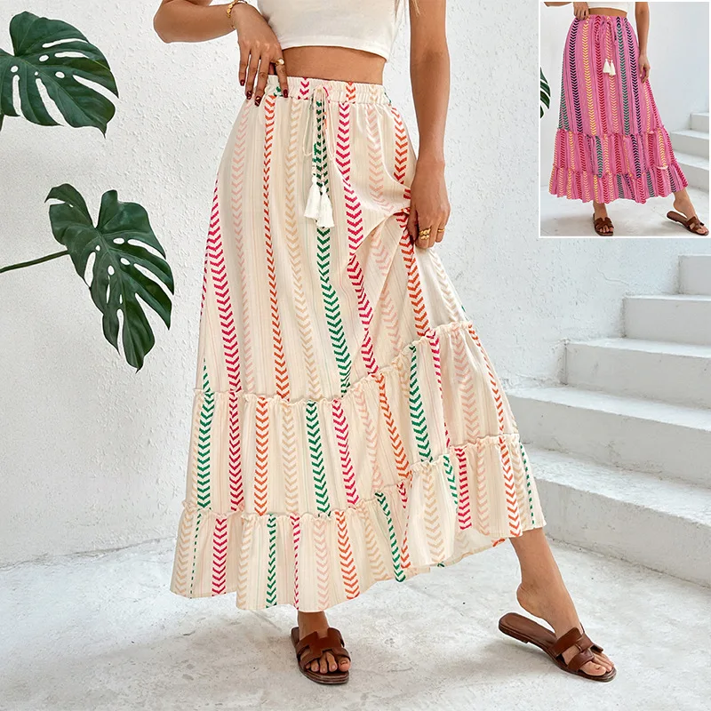 

2025 Summer New Women's Long Skirt with Contrast Printed Skirt Bohemian Style Elastic Waist Women's Half Body Skirt