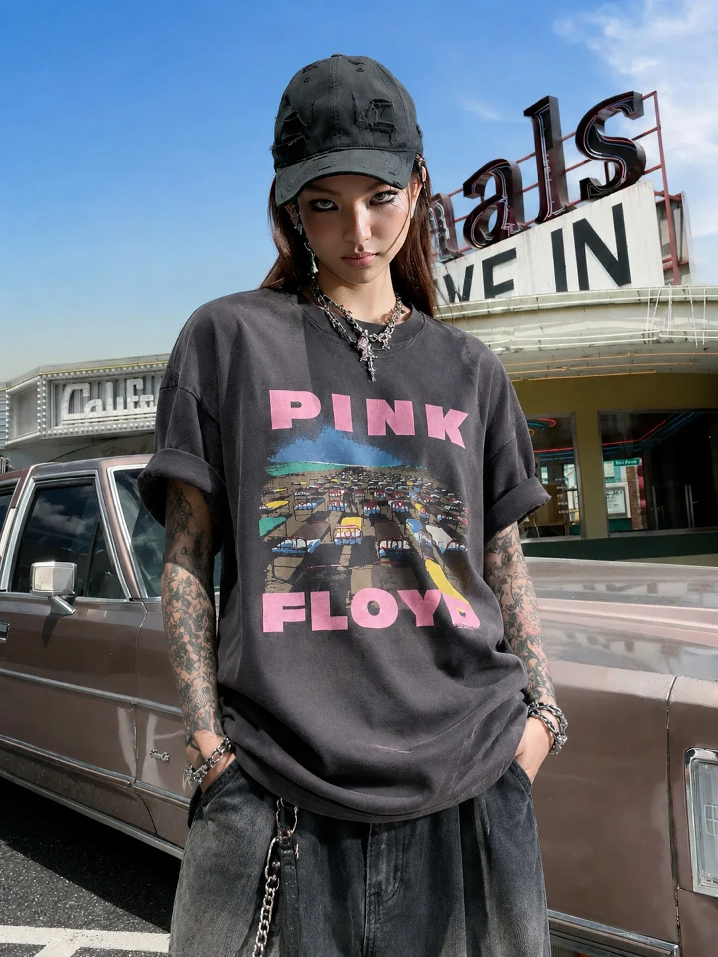 Saint Collaborative PINK Band Cracked American High Street Washed Vintage Loose Men's Short Sleeve T-Shirt Youth Fashion