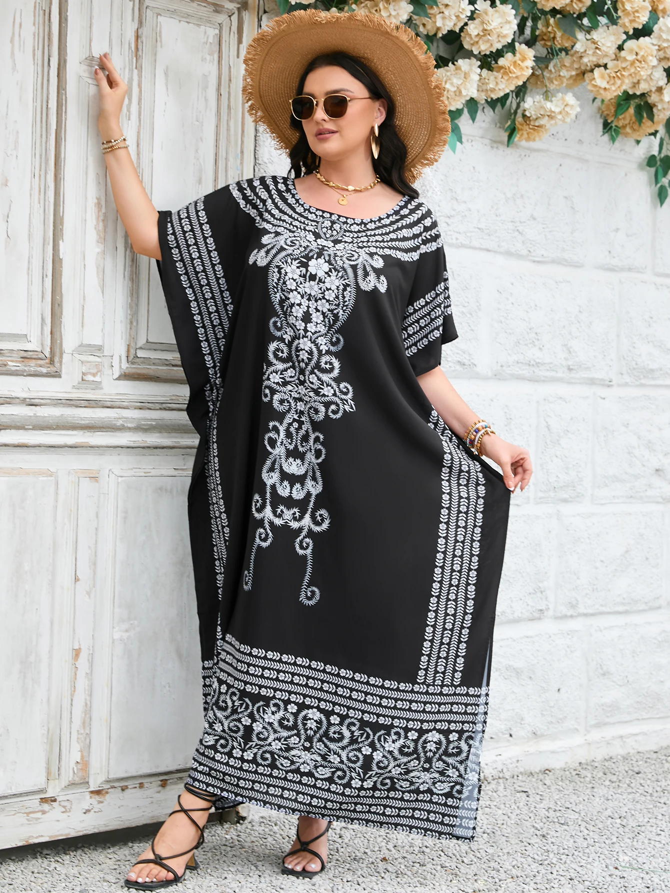 Plus Size Boho Cover Up, damskie Plus krawat Dye i wzór serca rękaw w kształcie skrzydła nietoperza dekolt Maxi okrycie plażowe do góry