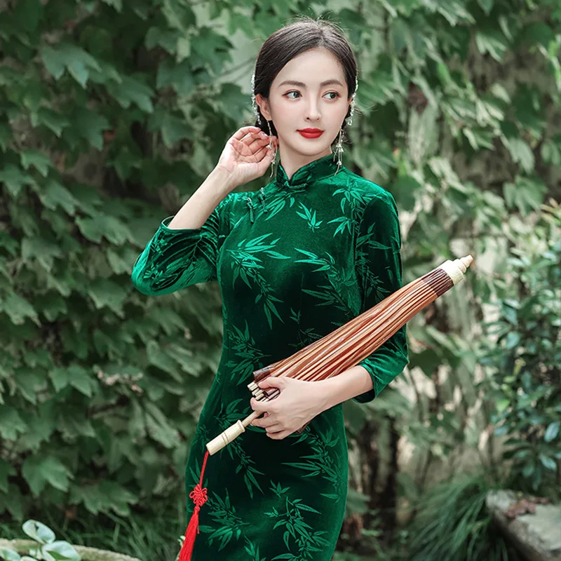 2023 New 4 Colors Women Purple Improved Cheongsam Long Sleeve Vintage Velvet Plus Size Dress Slim-fit Traditional Long Qipao