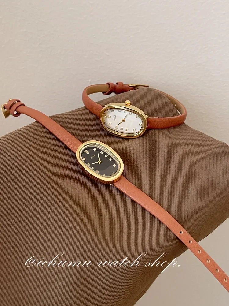 

2026 Simple Niche Ladies Watch Oval Dial Waterproof Fine Leather Women Quartz Watch Cadeau Femmes