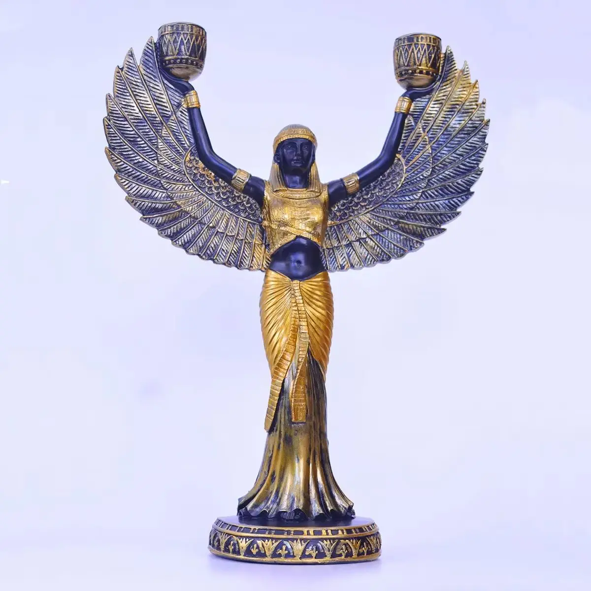 Egyptian goddess sculpture ornaments modern minimalist home hall decorated with Isis resin crafts.