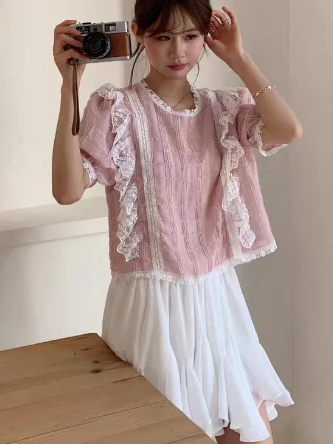 

Retro Lace Splice round Neck Short Sleeve Women's Shirt Summer Sweet Chiffon Top Design Sensation Light Maturity Style