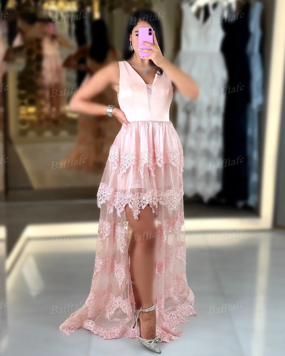 Bafftafe فساتين لحضور الحفلات الموسيقية للنساء من الدانتيل الساتان الأسود مخصصة على شكل حرف v قصيرة من الأمام وطويلة من الخلف مناسبة خاصة رسمية فساتين سهرة 2025