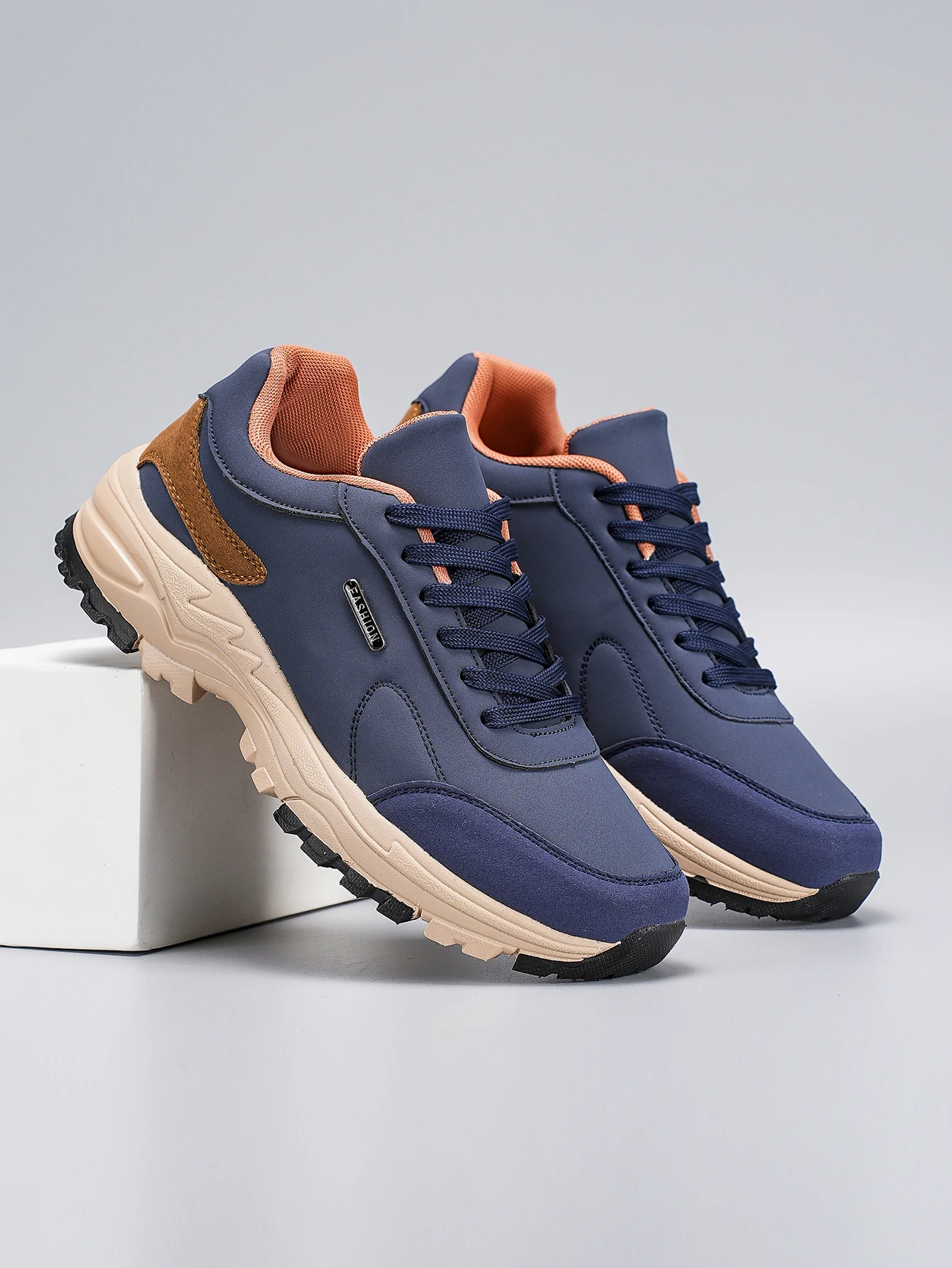 Herren-Sportschuhe in großen Größen, Outdoor-Wanderschuhe, bequeme, lässige, vielseitige, modische Trainingsschuhe für Paare – Detail 8