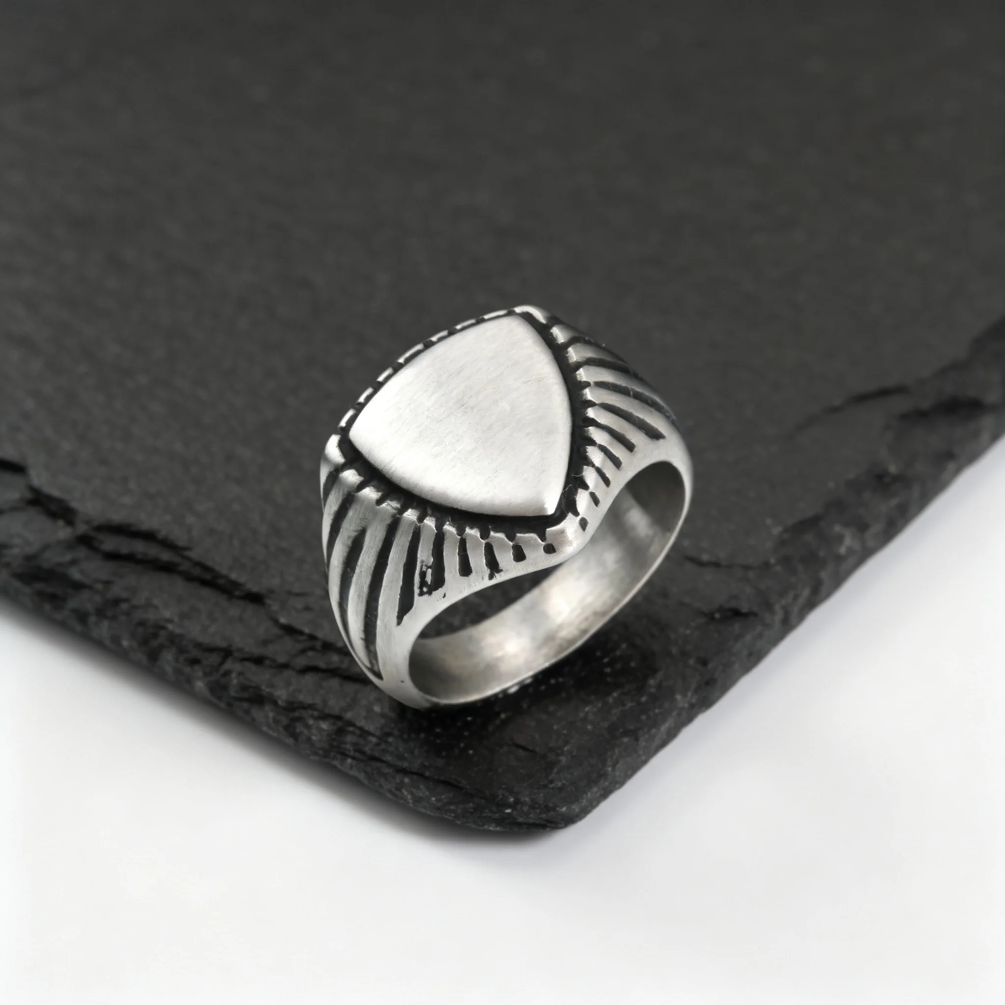 Vintage Schild-Siegelring für – Mens Signet Ring Bewertung und Preis