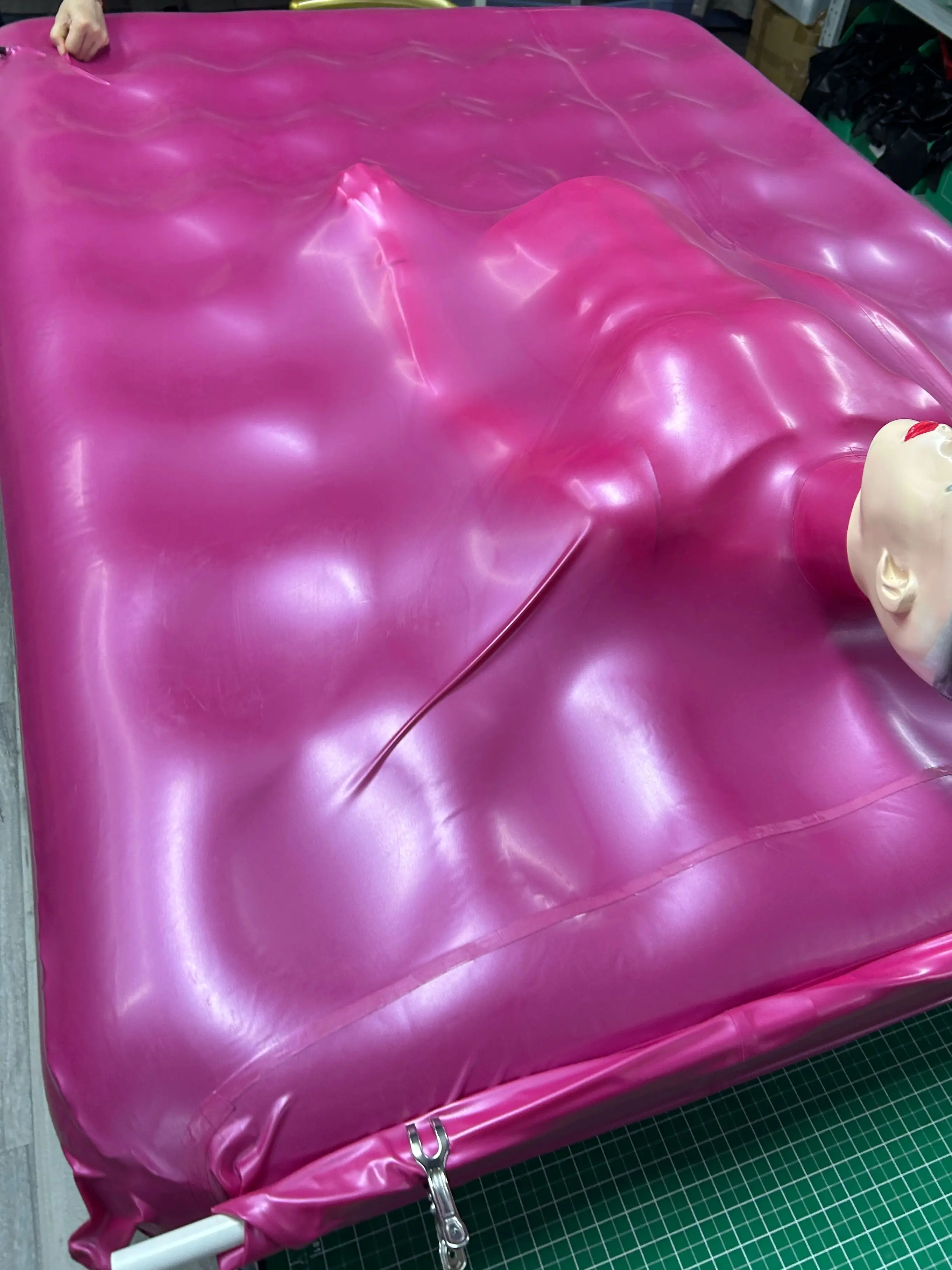High Elastic Manual Vacuum Bed Forming Pad Valve Object-Encasing Molding