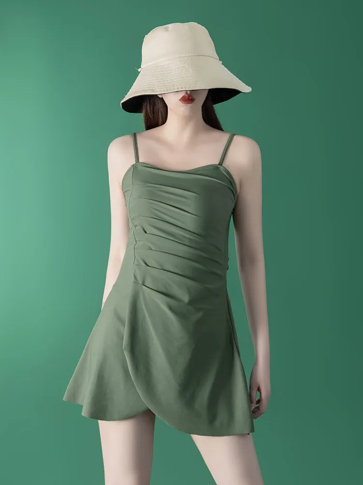 

Консервативный цельный купальник Ele для женщин: высокоэластичный нейлон, V-образный вырез, длинный рукав, термоэффект, корректирующий фигуру