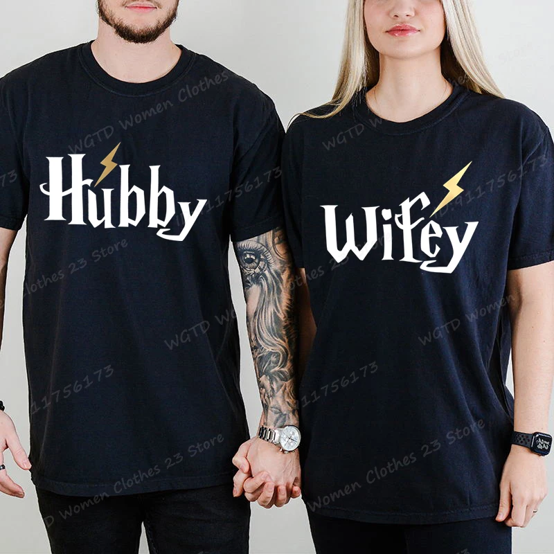 

Hubby and Wifey Print T-shirts His And Her Tees Matching Couple Valentine Birthday Wedding Tee Shirts Solid Color Crew Neck Tops