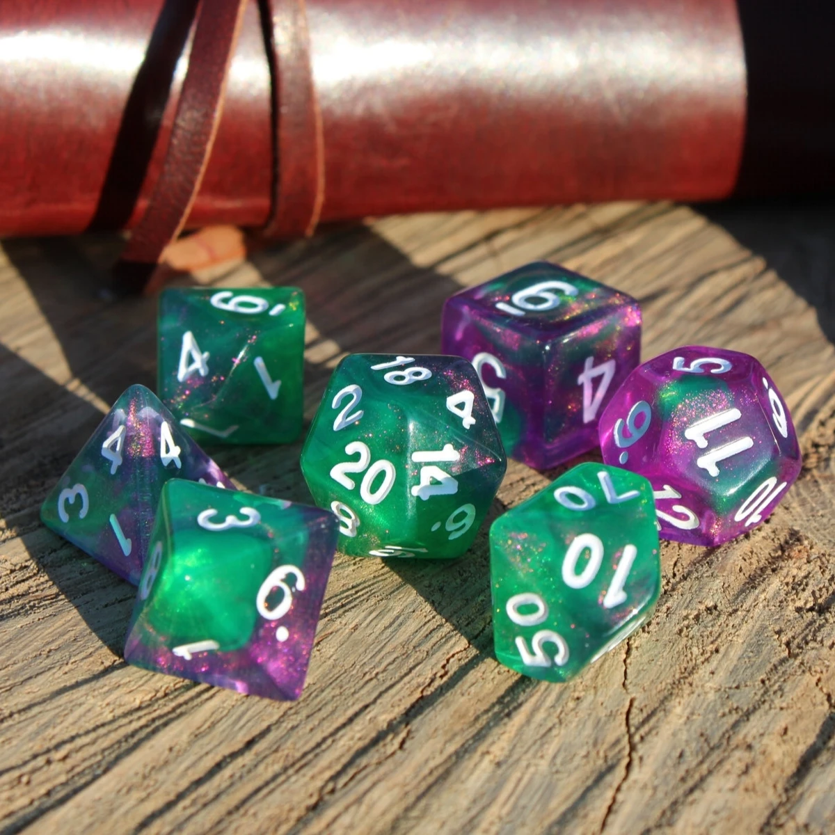 7Pcs/Set Green and Purple Starry Sky Dice for DND Dungeons and Dragons Table Games D&D RPG Tabletop Roleplaying