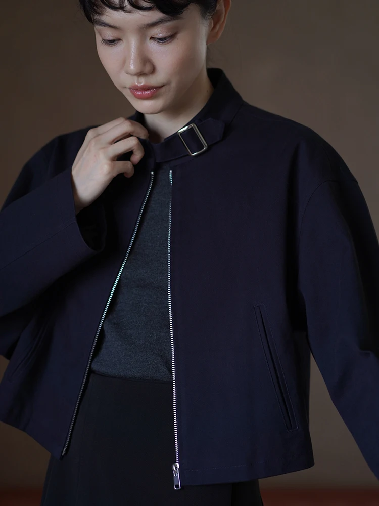 

Хакикики Miss Simple Knight ort Jaet воротник-стойка свободная верхняя одежда для похудения для женщин смесь хлопка и полиэстера