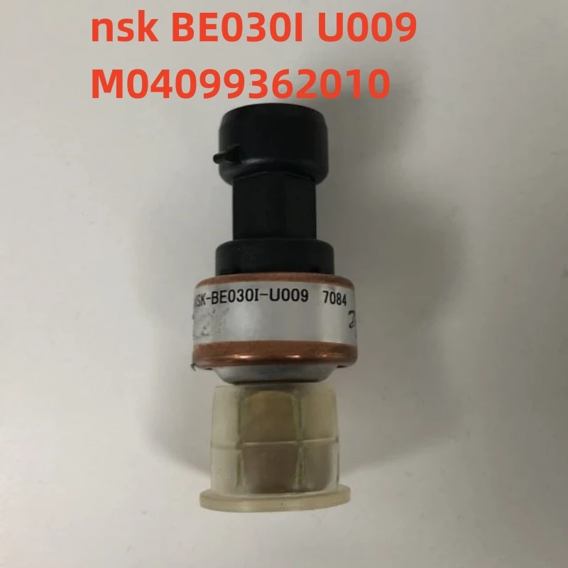 

Original For Central Air Conditioning Oil Pressure Sensor nsk BE030I U009 M04099362010