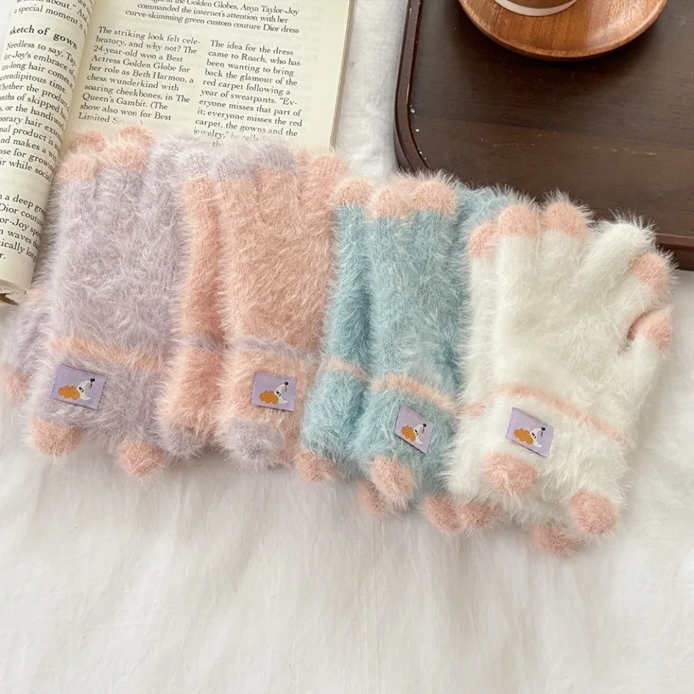 زوج من قفازات الأطفال الصغار تشبه المنك مادة الشعر الطويل 3-8 سنوات قفازات الشتاء الدافئة سميكة الدافئة قفازات الحماية الباردة #4