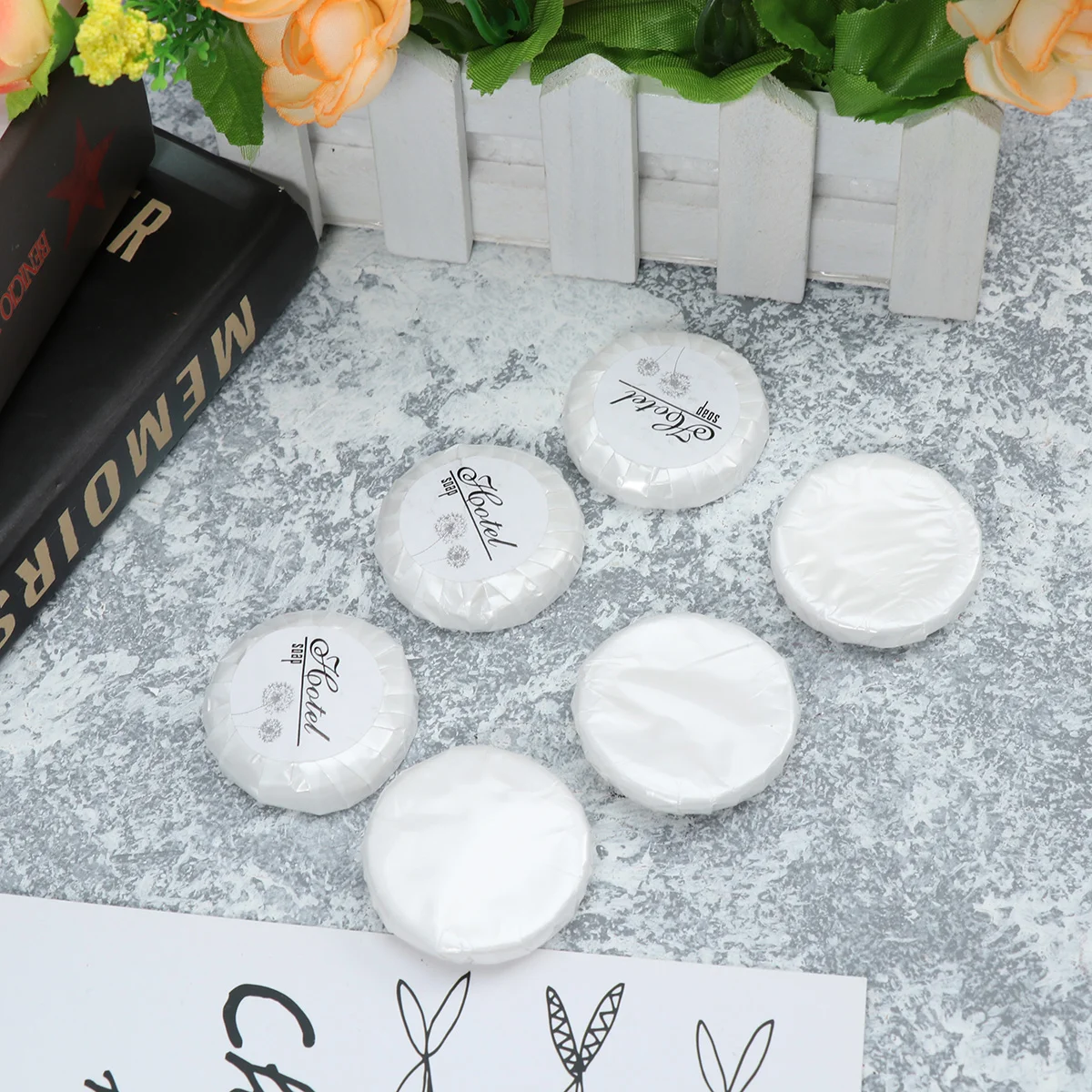 150PCS/Set Hotel Travel Size Soap Hotel Bath Round Small Shape Soap Disposable Toiletries(White)