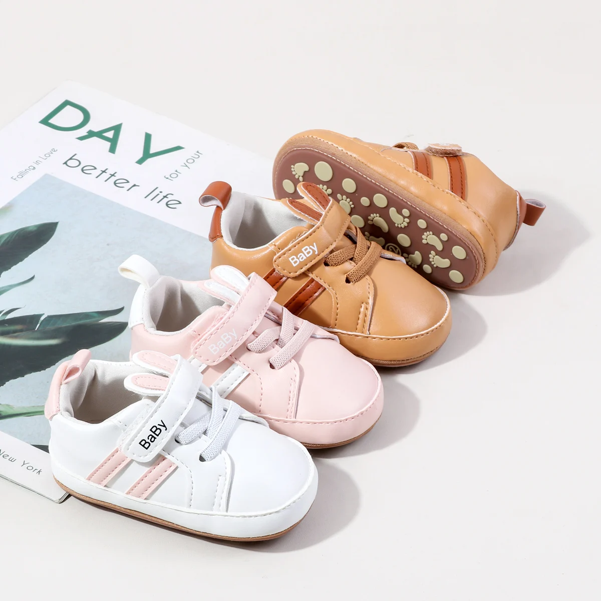 Cute Rabbit Baby Shoes Waterproof Anti-Slip Toddler Shoes 0-1 Years Old New Baby Shoes PU Leather And Soft TPR Sole