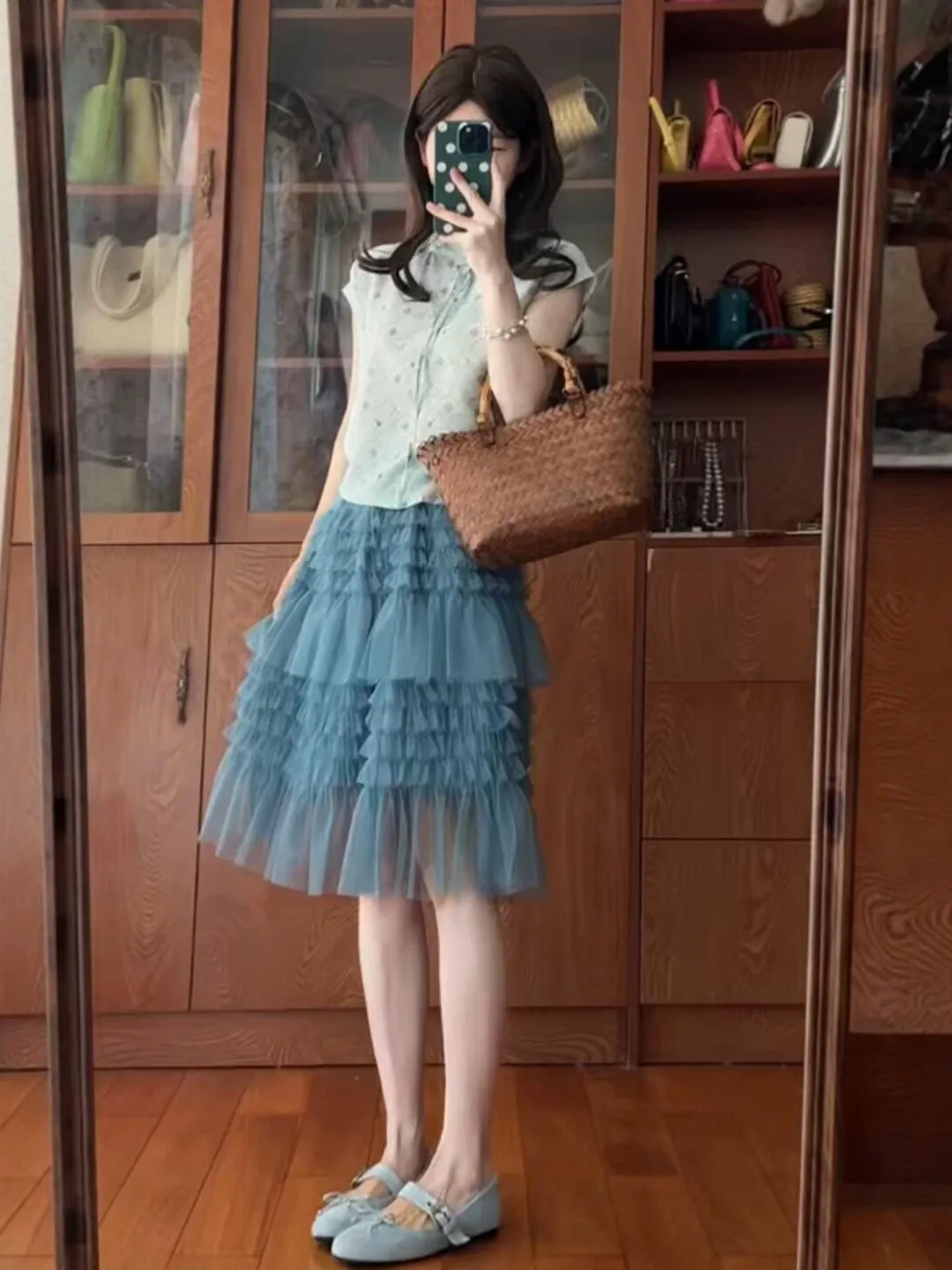 

Unique Vintage Two-Piece Set Top And Half Skirt Elegant Short Sleeve Shirt And Lace Short Skirt Comfortable Cotton Summer Outfit