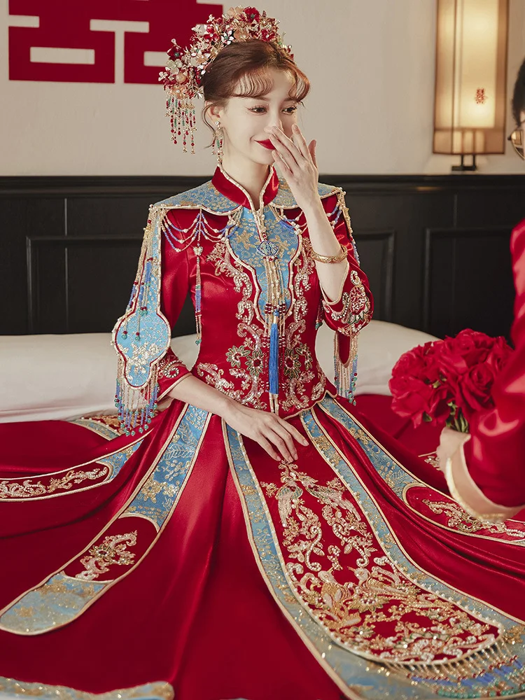 Traditional Chinese Style Qipao Tang Suit Women Sequins Beading Embroidery Tassels Wedding Dress