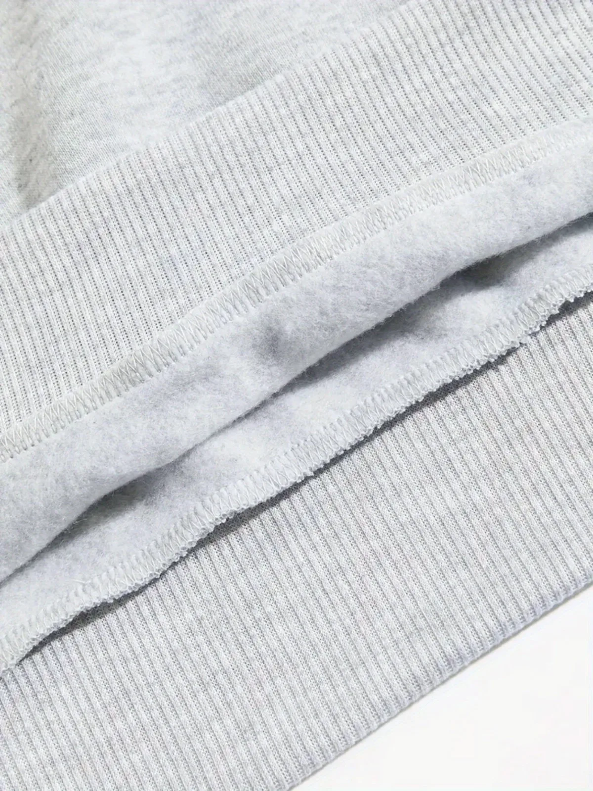 เสื้อสเวตเชิ้ตมีฮู้ดพิมพ์ลายผีเสื้อสีดำลำลองและทันสมัยสำหรับผู้หญิง เสื้อสวมหัวสไตล์สตรีทที่สวมใส่สบาย เสื้อผ้าของขวัญวันหยุด