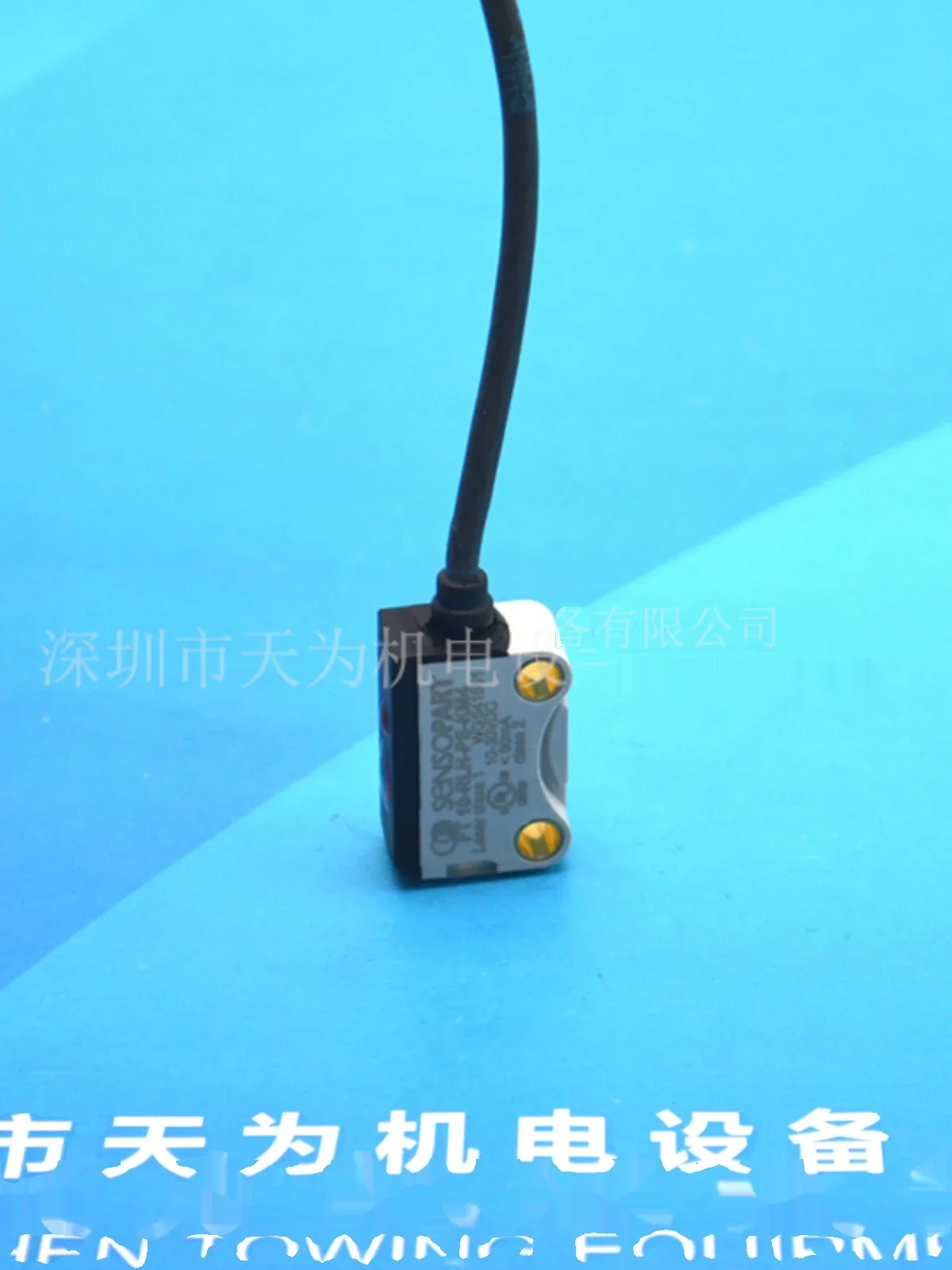 

2025.4 FT10-RLH-PS-KM4 FT25-RLH-NS-K4 Laser Sensor SENSOPART