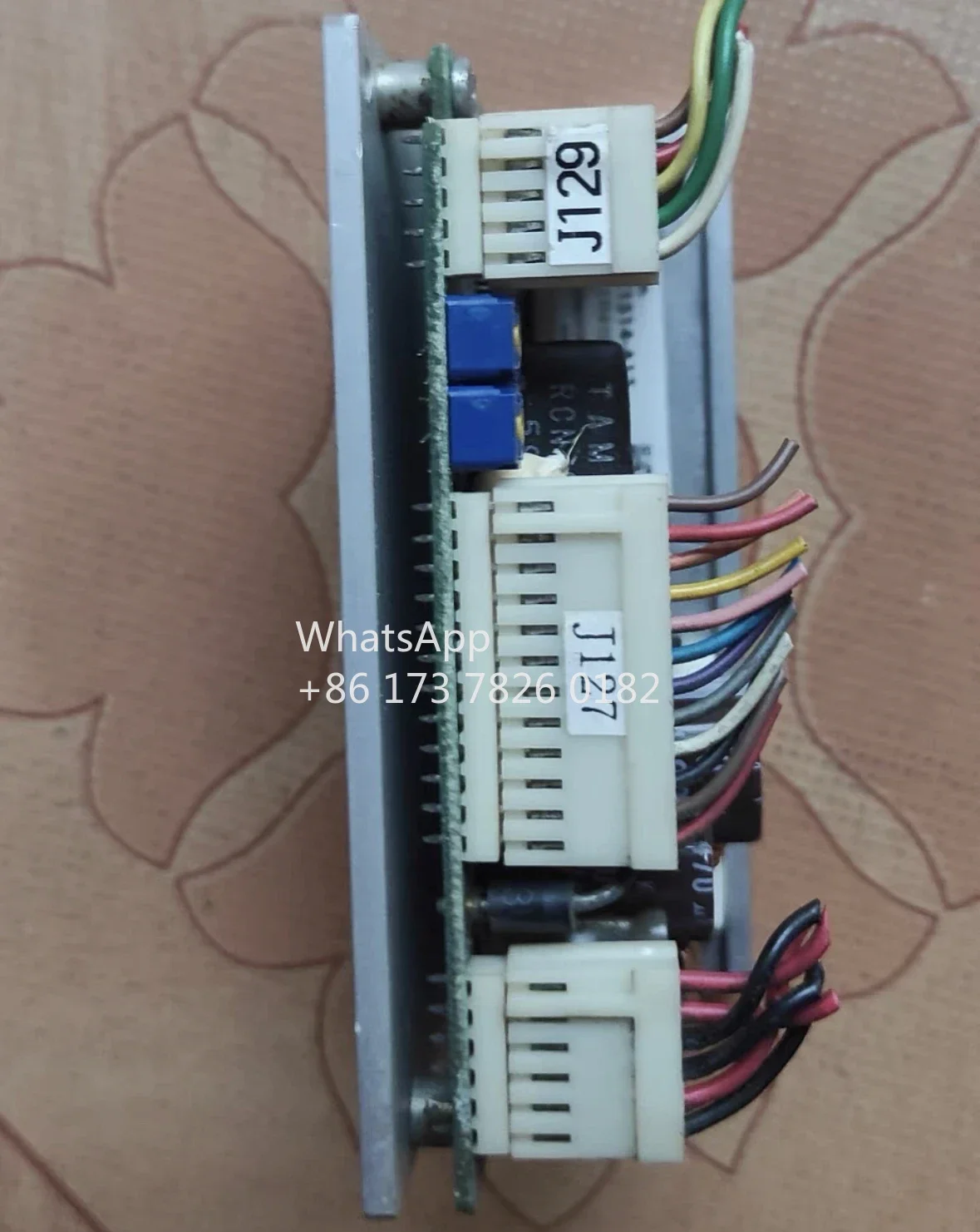 Controlador de motor usado DFC1514-A13