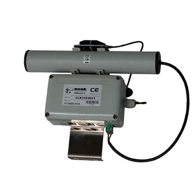 Innovative Automatic Hand-Positioning And GPS Synchronization Master Clock For Outdoor Clocks