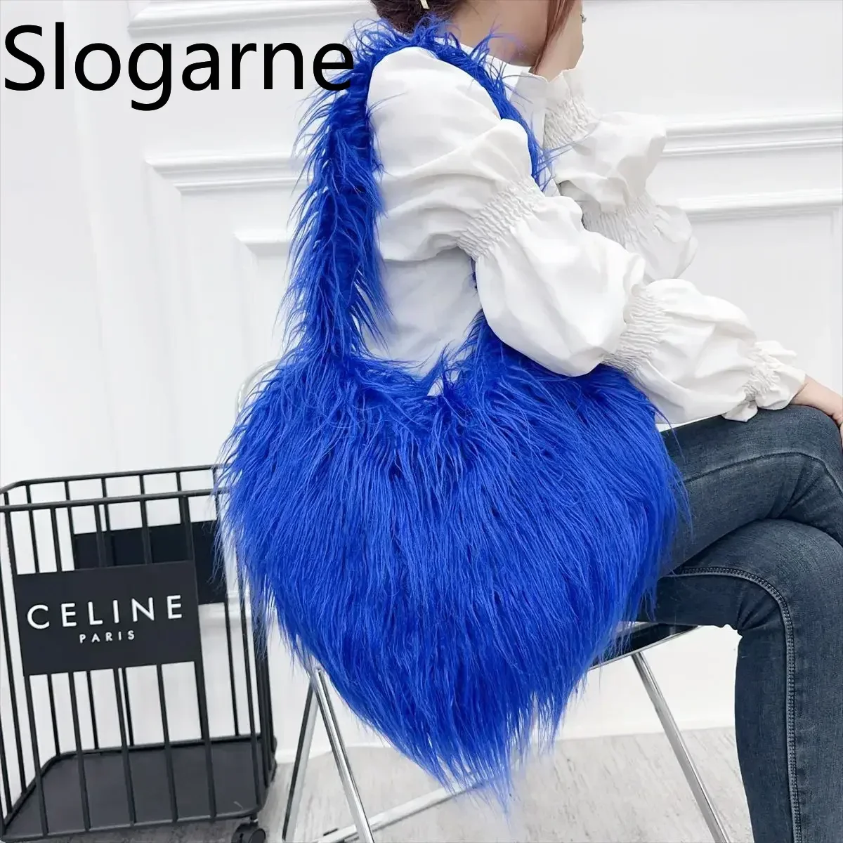 Elegant Mongolia Fur Underarm Bag Women Luxury Faux Fur Handbag Ladies Fluffy Shoulder Bag New Furry Heart Tote Messenger Bags