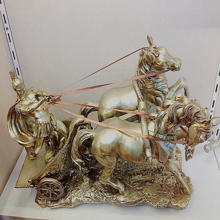 War horse  carriage ornament, God of War sculpture handicraft tabletop  ornament