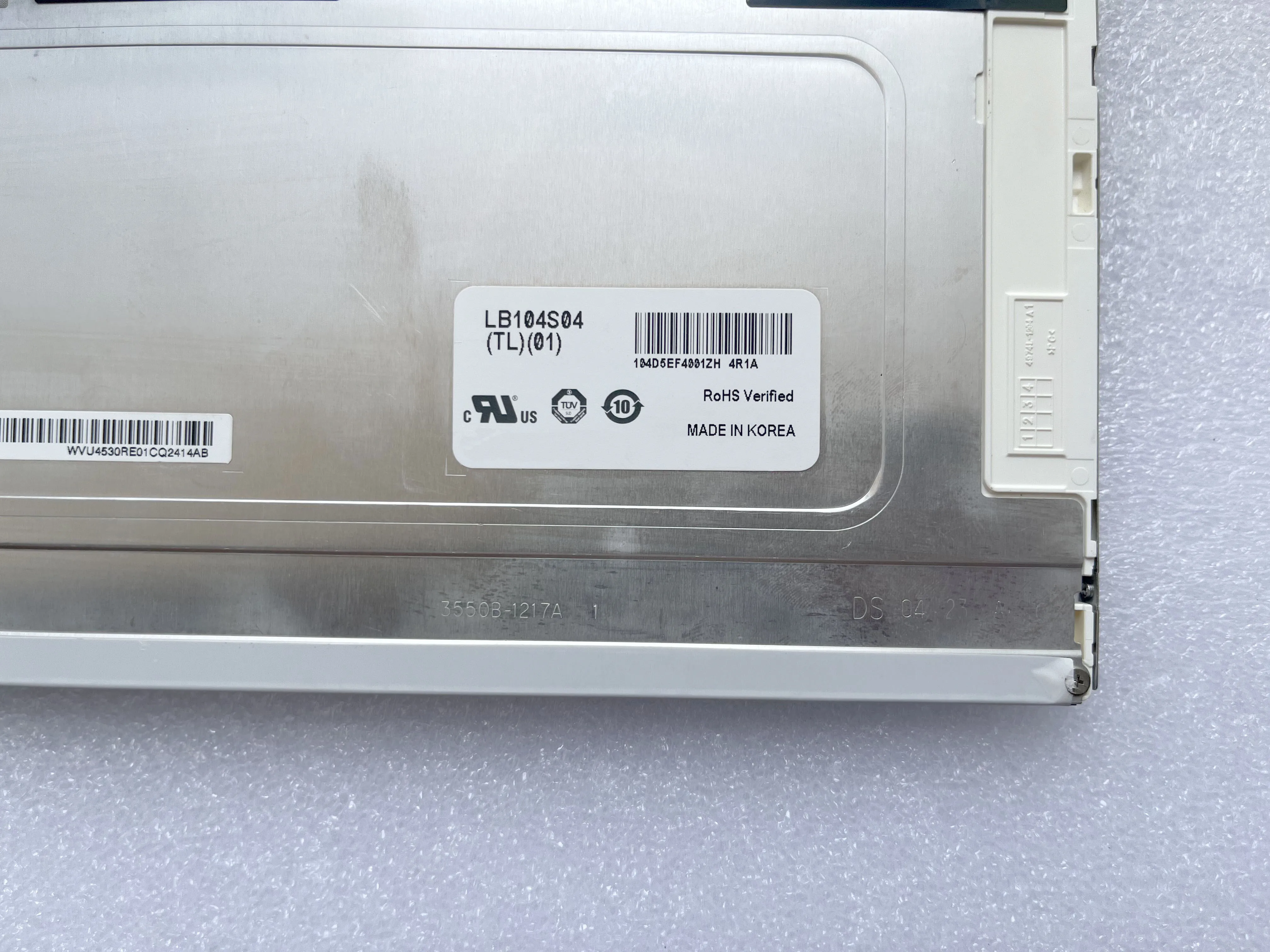 10.4-inch LB104S04-TL01 TFT-LCD screen display panel 30 pins 100% tested fast delivery 1 year warranty