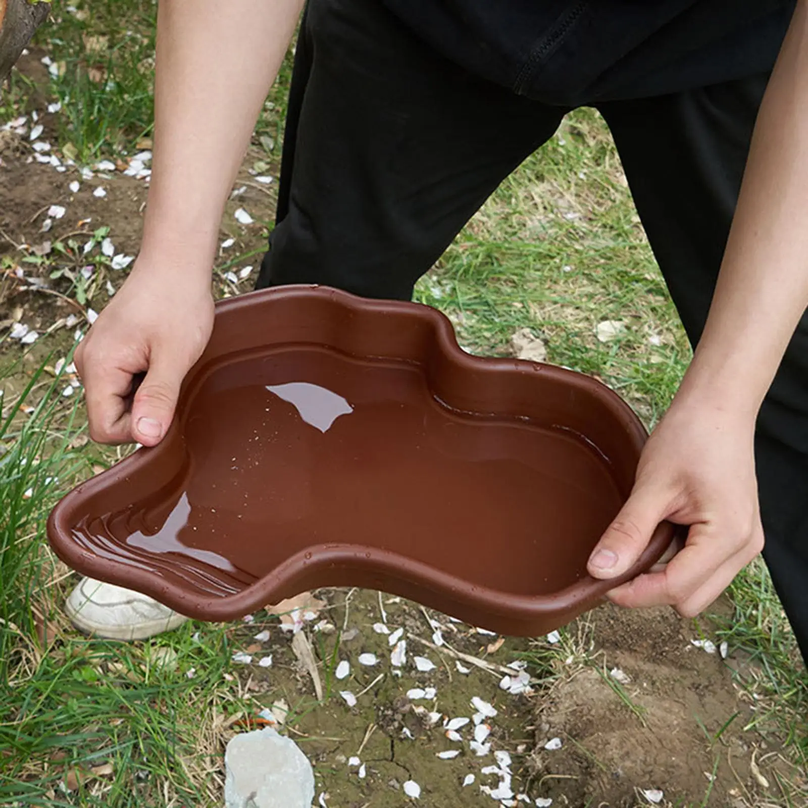 Reptile Bathing Pool Amphibians Accessories Large with Ramp Reptile Water Bowl for Tortoise Turtle Hamster Scorpion Leopard
