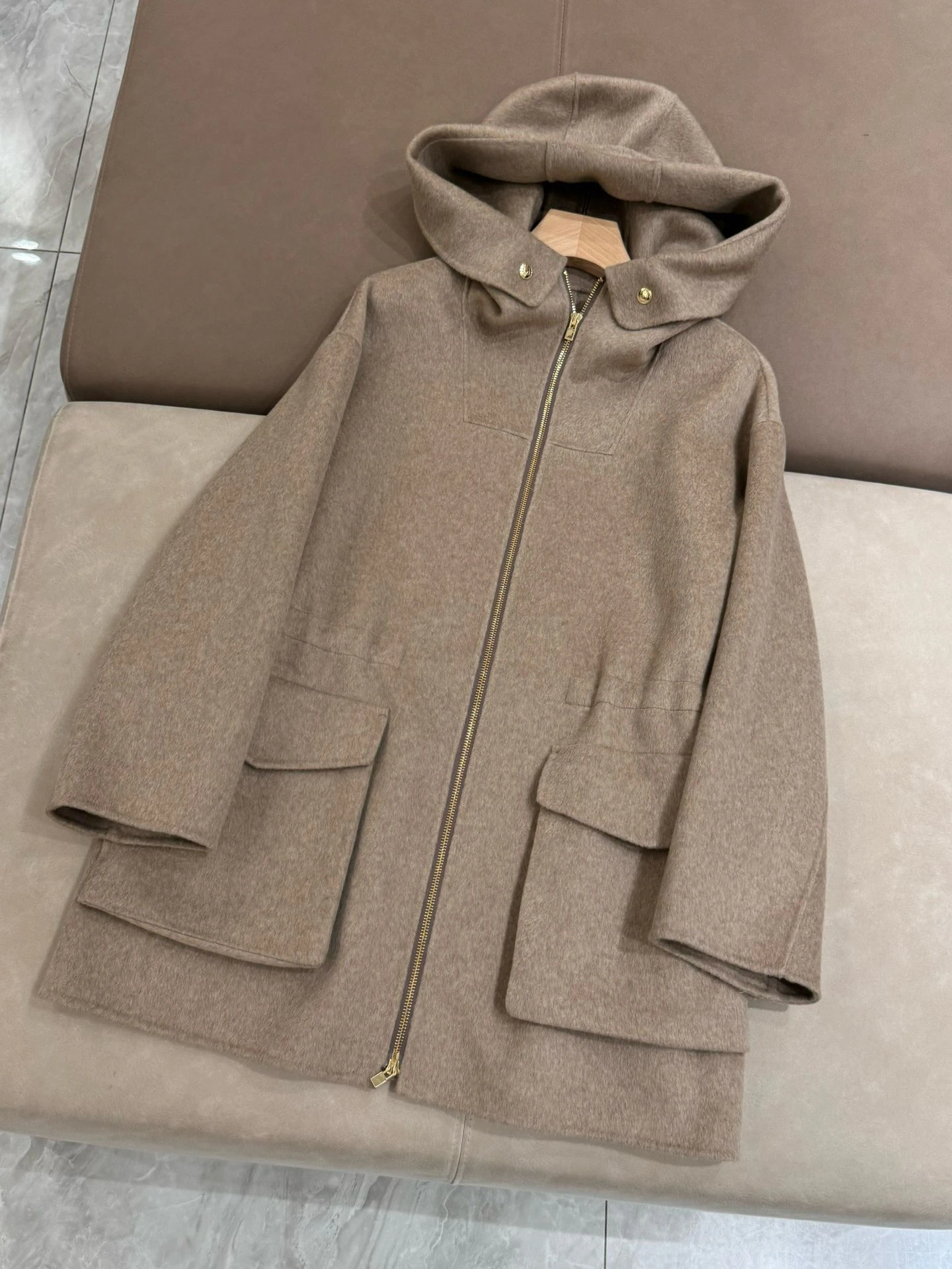 Autumn 2024 L*P Women\'s Wool Cashmere Coat Oatmeal Hooded Long Jacket Winter Woman Loose Woolen Coat