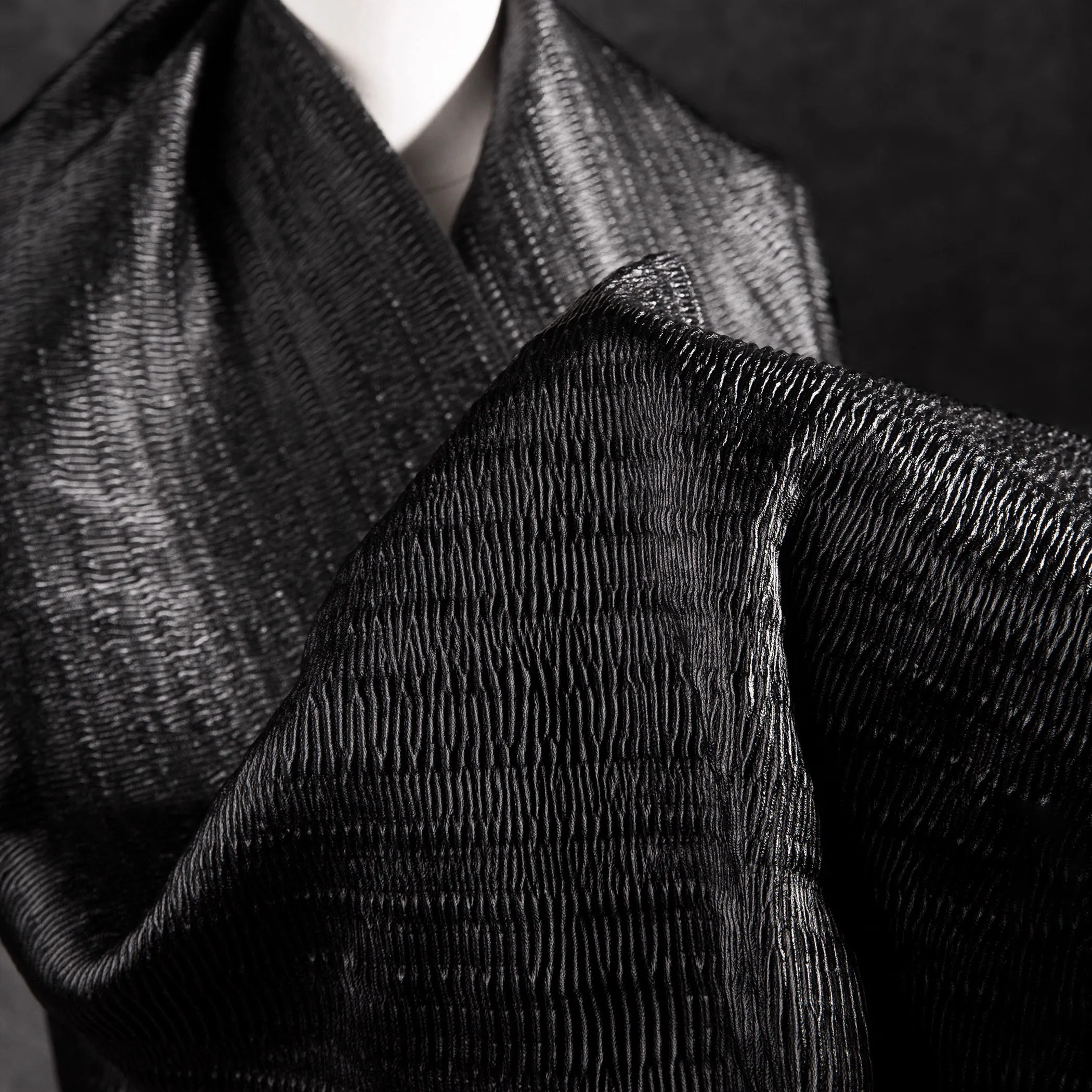 

1yard Black disordered fine toothpick folded leather fabric 3D wrinkled texture tissu Coat,skirt，designer Fabrics for clothing