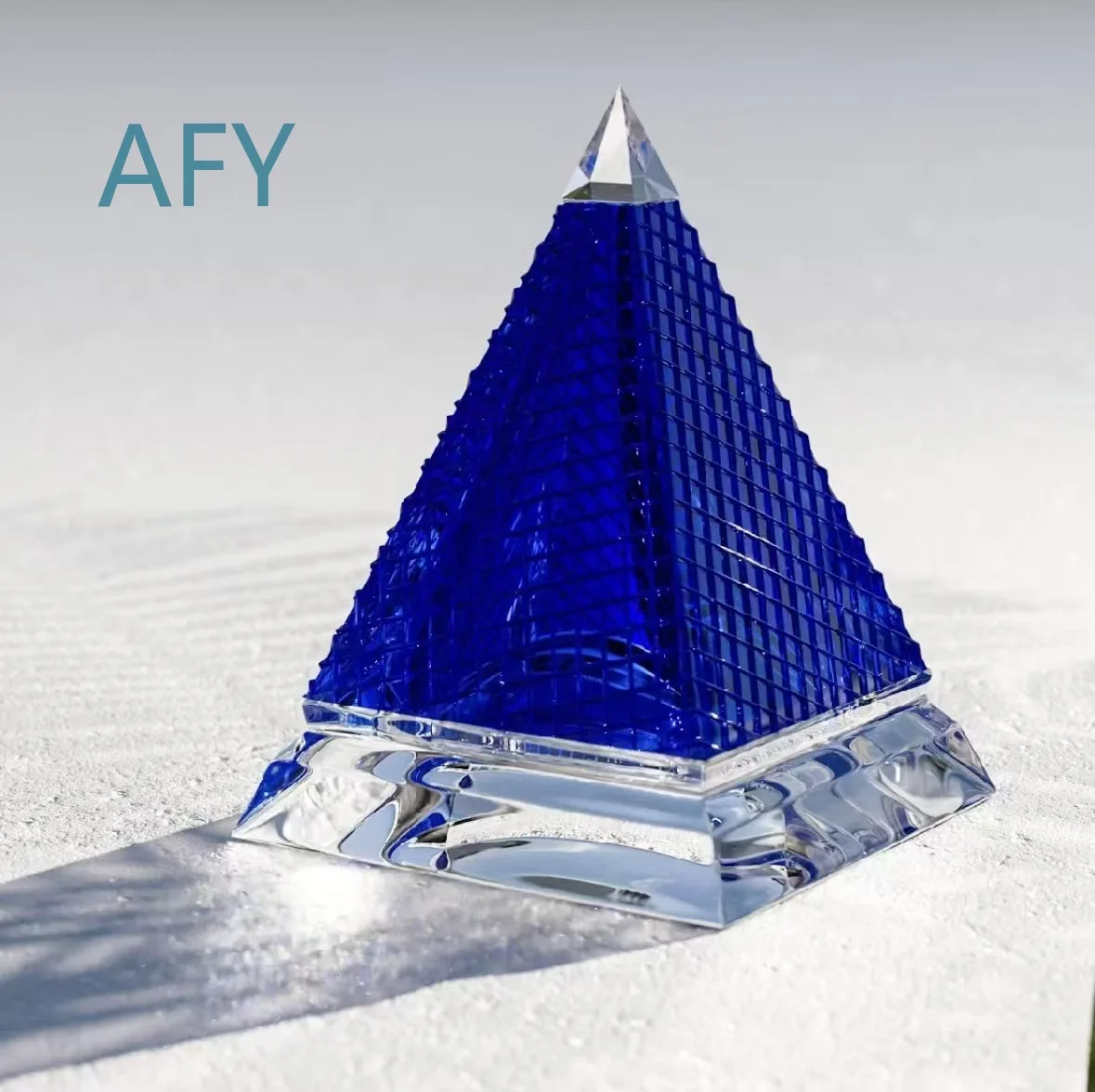 Premium Crystal Glass Pyramid Diffuser for Home Decor Aromatherapy Essential Oil Diffuser for Living Room Bedroom Office