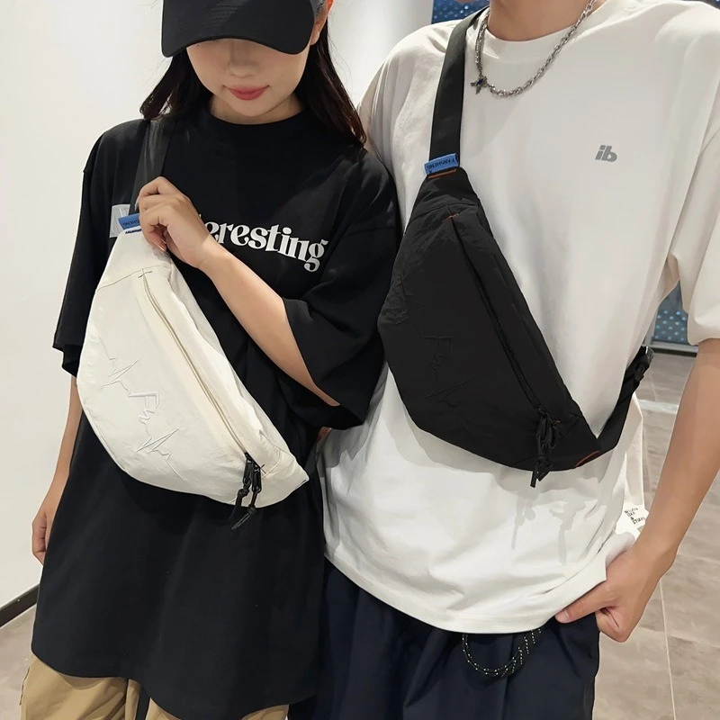 

Fashionable and trendy Japanese quality crossbody bag, trendy brand casual sports shoulder bag unisex waist bag shoulder bags