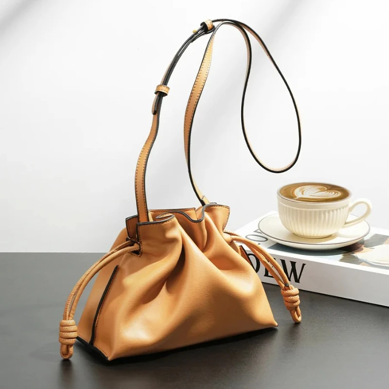 Luxury Womens Shoulder Bags Classic Flamenco Fashion Lucky Bag Cloud Bag Genuine Leather Drawstring Crossbody Bucket Bag