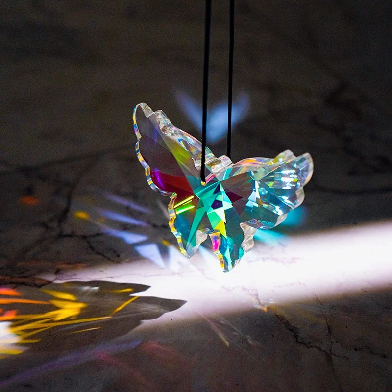 75mm Butterfly Crystal Suncatcher Hanging Glass Prism Faceted Sparkly Rainbow Maker Sunlight Catcher Car Pendant Garden Decor