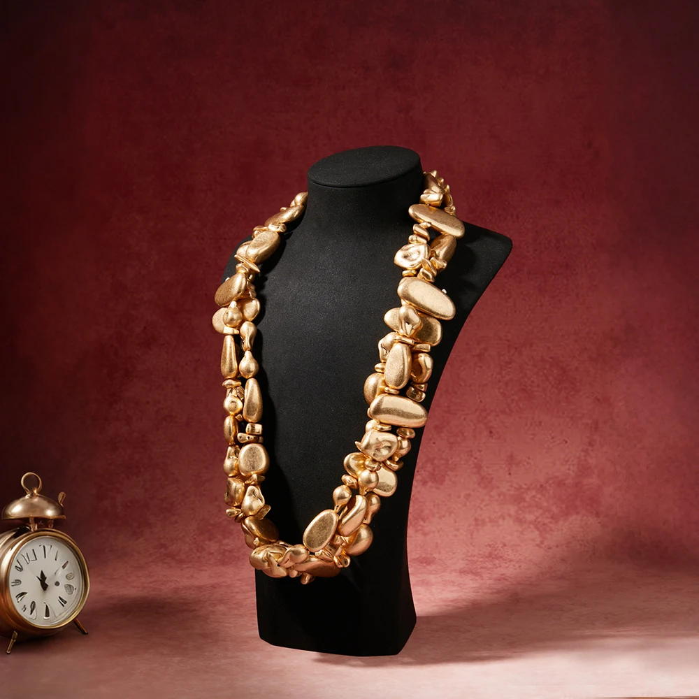 Retro Irregular Gold-Plated Beaded Necklace Eye-Catching Free Shipping Fashion Jewelry for Ladies for Casual Evening Wear