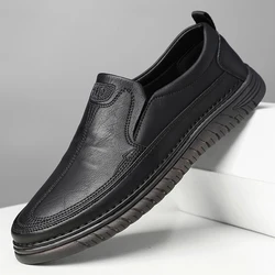 Leather men shoes slip on Vintage Mens Loafers Soft Men's Shoes outdoor Moccasins Boat Shoes Upscale Moccasins Driving Shoes men