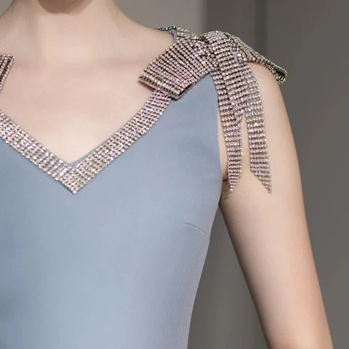 Abbigliamento da festa e vacanza