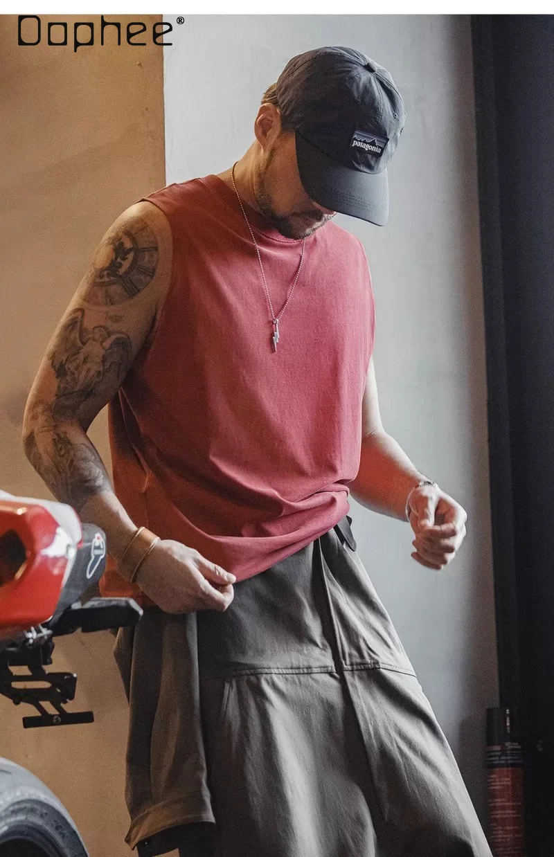 

Summer American Street Style Men Cool Loose Red Tank Top Fitness Black Sleeveless Daily Casual Vest Sporty Workout Streetwear