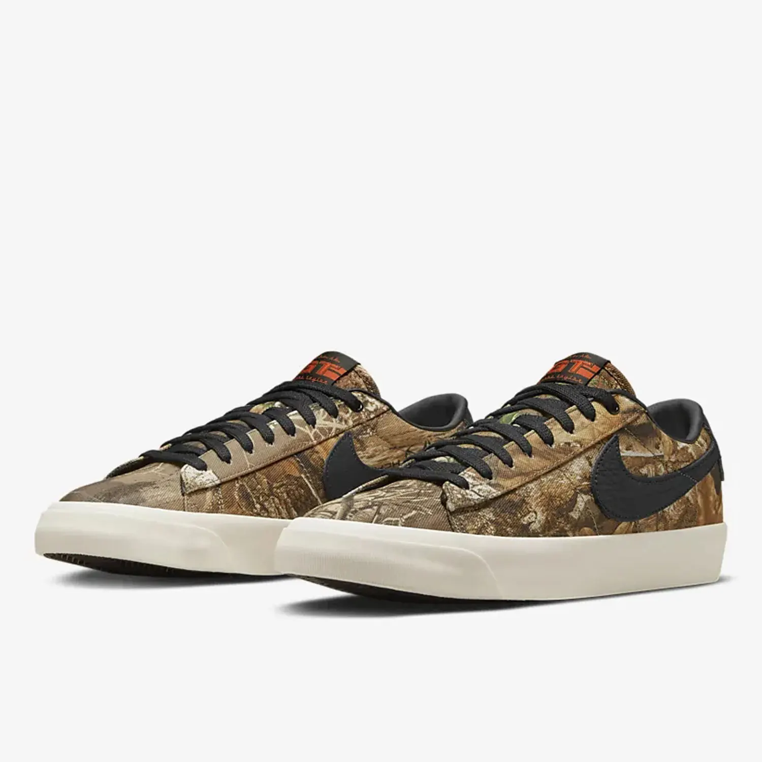 

Nike Authentic Blazer Men's Women's Sports Lightweight Fashion Low-Top Sneakers DO9398-001